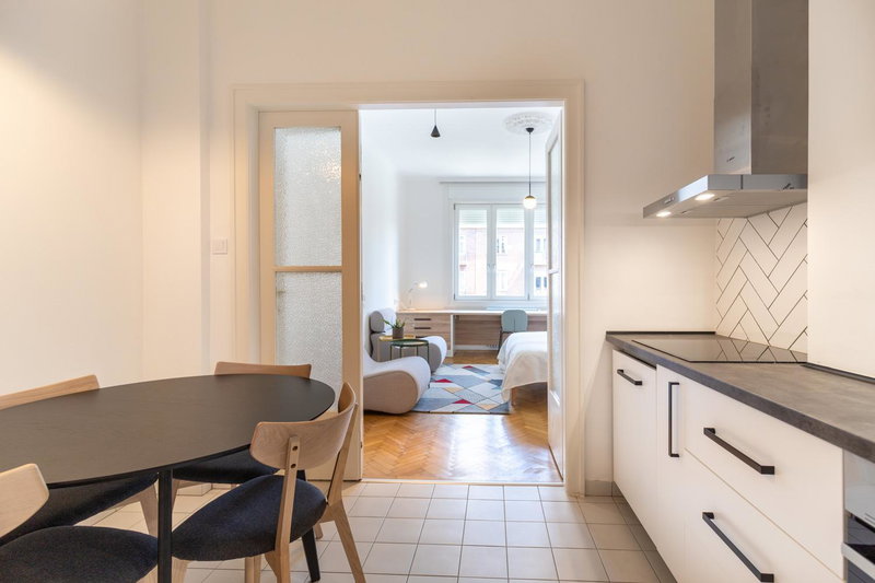 The Palm Springs Apartment, Budapest, Hungary