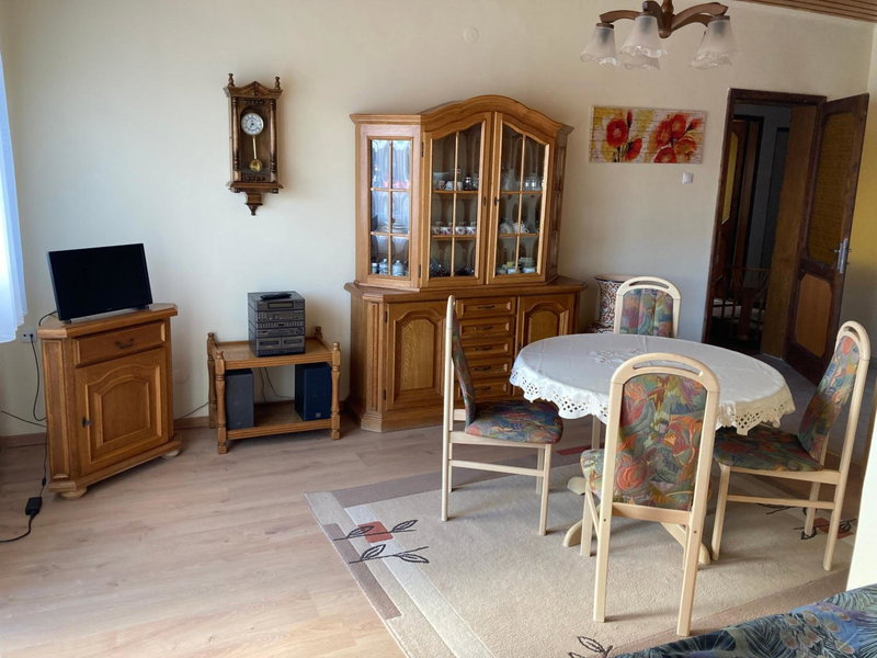 PBJ Apartman, Pilisborosjenő, Hungary