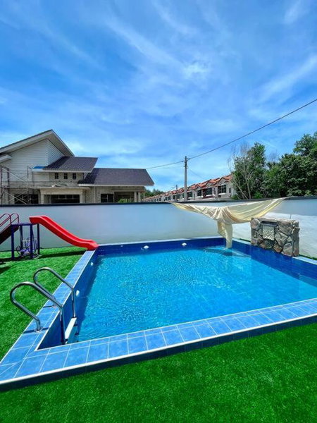 Villa D'Razna - Luxury 5-bedroom Villa with private pool, Kuala Terengganu, Malaysia