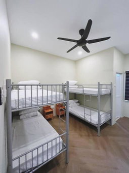 Villa D'Razna - Luxury 5-bedroom Villa with private pool, Kuala Terengganu, Malaysia