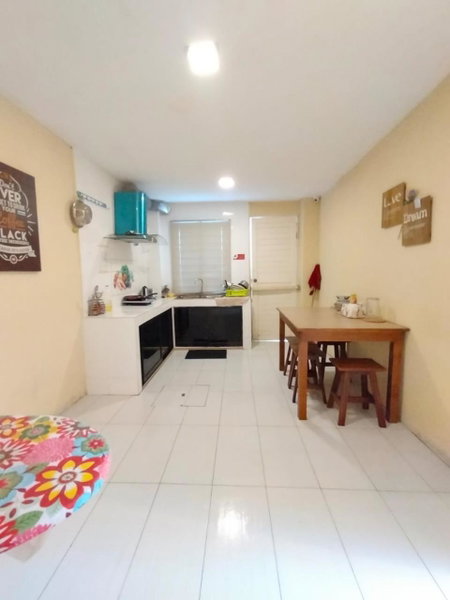 Natol Homestay - Paris BDC, Kuching, Malaysia