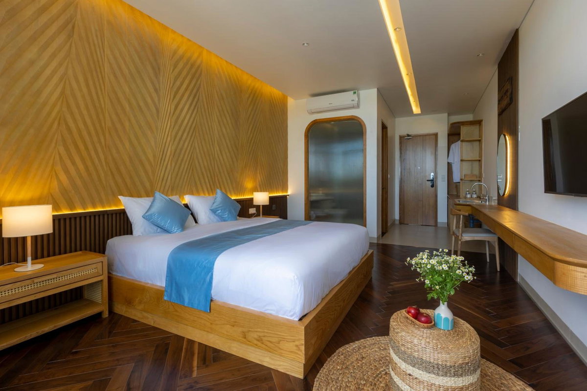 Hotel · The Stay Saigon Riverfront, Gò Công