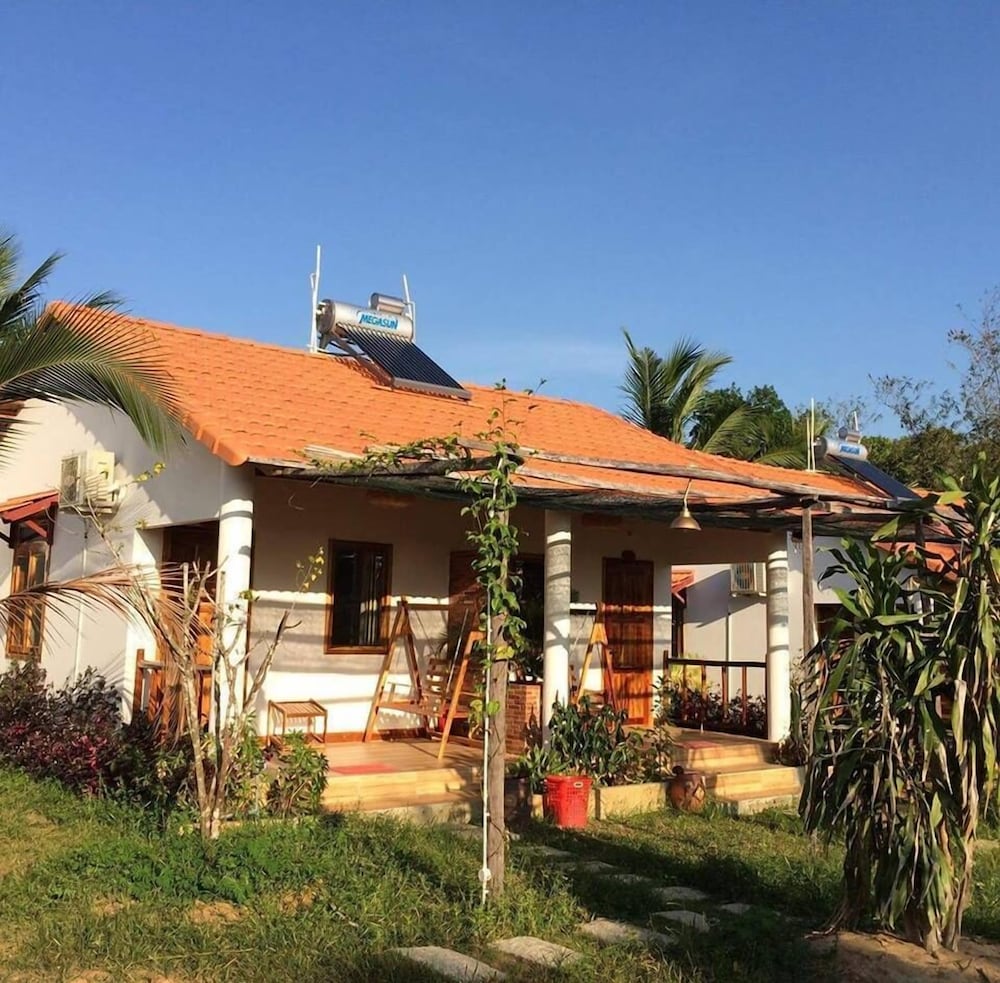 Hotel · Y Nghia Bungalow, Phu Quoc