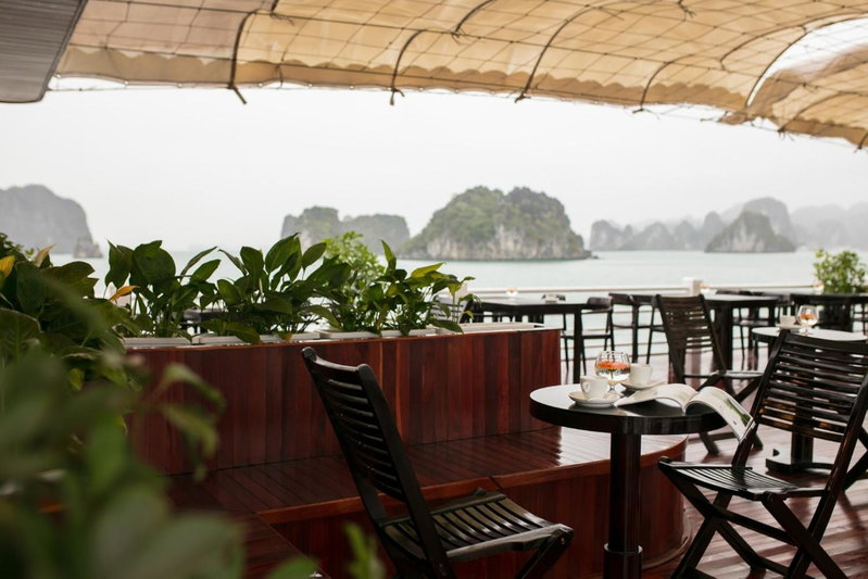 La Regina Royal Cruise, Ha Long, Vietnam