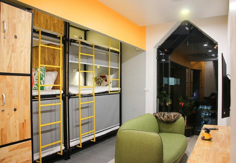 Banana Inn Hostel, Hanoi, Vietnam