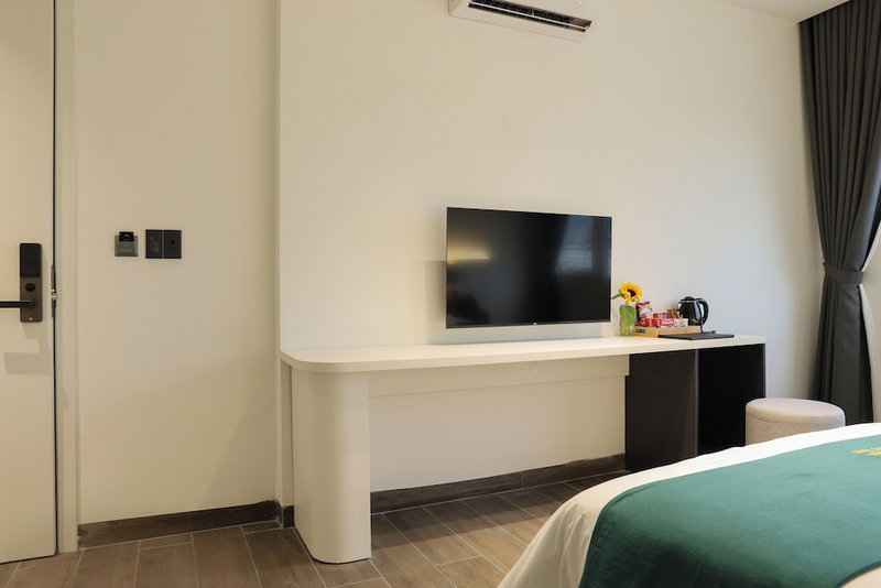 Ao Tien Harbour Boutique Hotel, Van Don, Vietnam