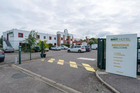 Brit Hotel La Bonne Etape, Évreux, France
