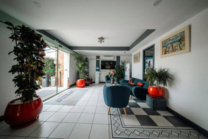 Brit Hotel La Bonne Etape, Évreux, France