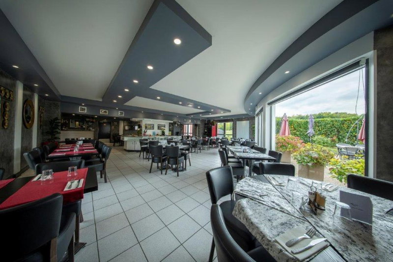 Brit Hotel La Bonne Etape, Évreux, France