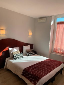 Hotel les Commercants, Clermont-Ferrand, France