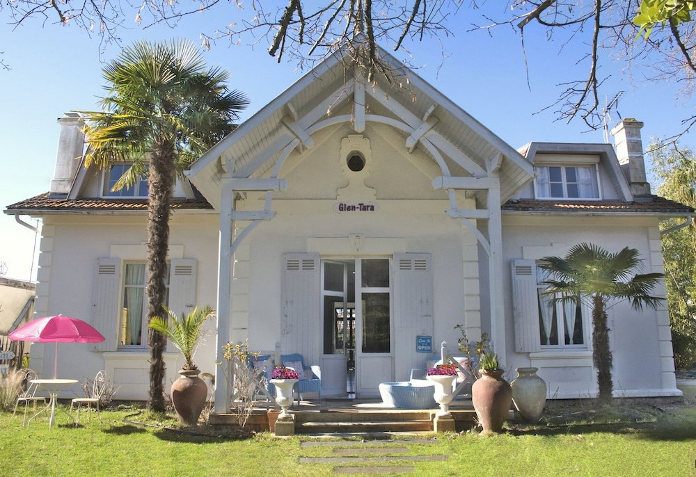 Hotel · Villa Glen-tara, Lanton