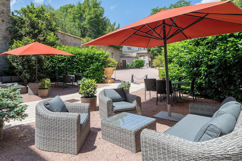 Demeures & Châteaux - Hôtel Greuze & Spa Tournus, Tournus, France