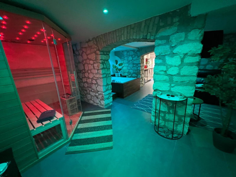 Appart Spa Privatif, Reims, France