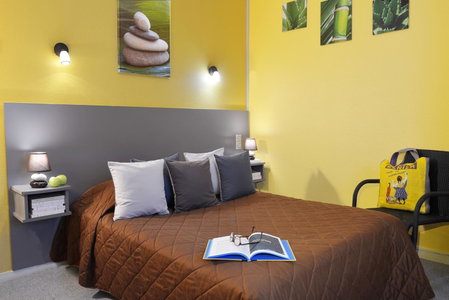 Logis Hotel Le Prieure, Saint-Marcel, France