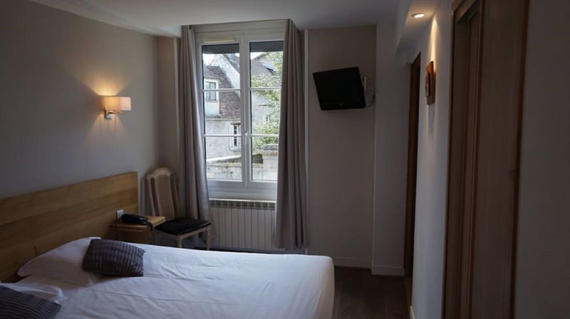 Hostellerie de la Porte Bellon, Senlis, France