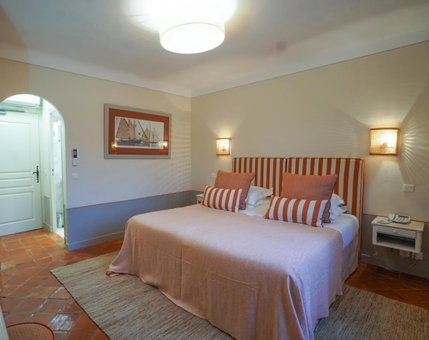 La Bastide Du Port - Hôtel de Charme, Saint-Tropez, France