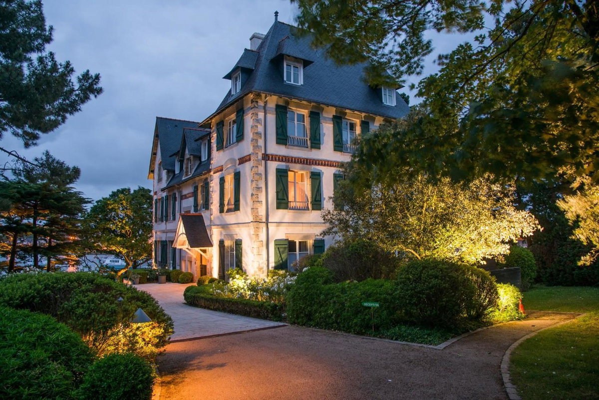 Villa Tri Men, France