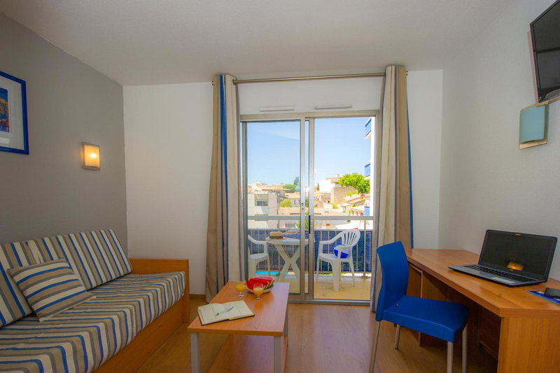 Appart'hôtel Goélia Sun City, Montpellier, France