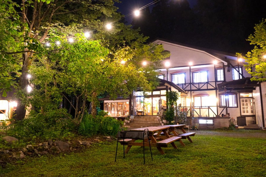 Kizuna Lodge & BBQ Centre, Hakuba, Japan