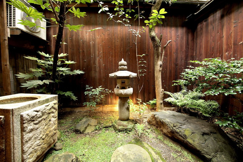 Guesthouse YULULU, Kyoto, Japan