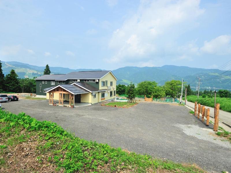 Lodge B&W, Minami Uonuma, Japan