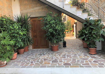 INDUSTRIAL CHIC HOUSE - Private parking, Orvieto, Italy