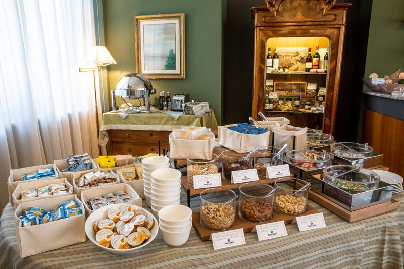 Hotel Vittoria, Sondrio, Italy