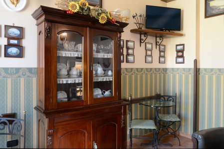 Pinto-Storey Hotel, Naples, Italy
