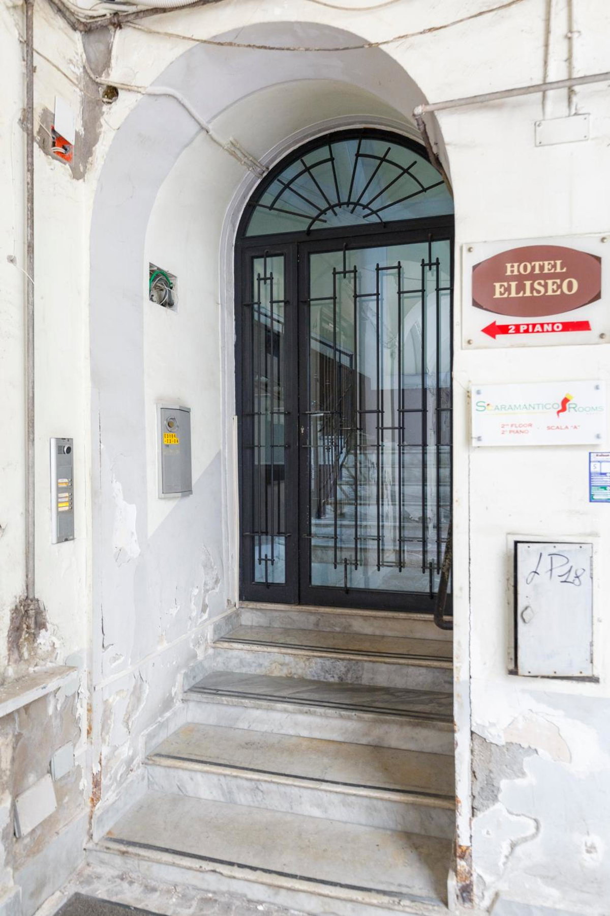 Hotel · Scaramantico Rooms, Naples