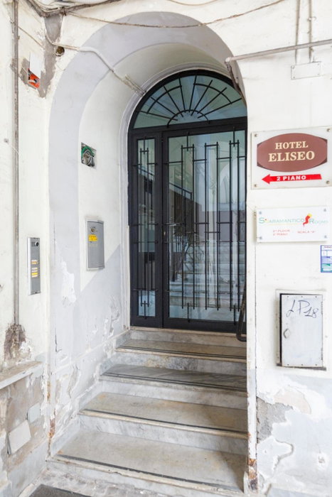 Scaramantico Rooms, Naples, Italy