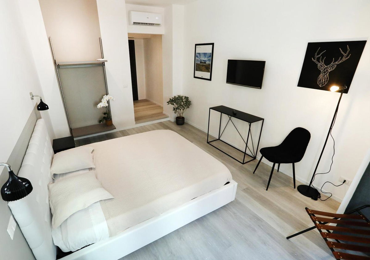 Hotel · b&b boutique four rooms bari, Bari