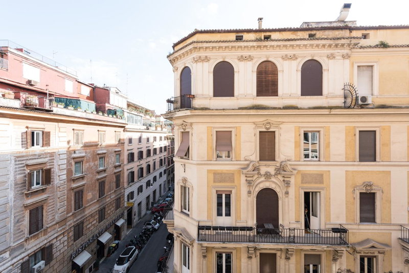 Circle in the Square, Rome, Italy