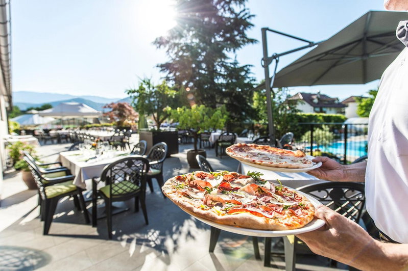 Hotel CampingPark Steiner, Laives, Italy