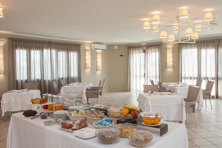 Hotel Centrale, Sabaudia, Italy