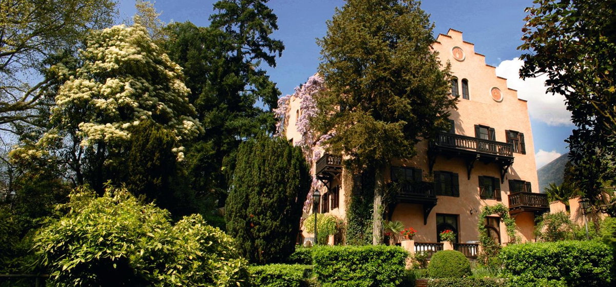 Schloss-Castel Pienzenau - Guestrooms & Apartments - B&B-Hotel & Restaurant, Italy