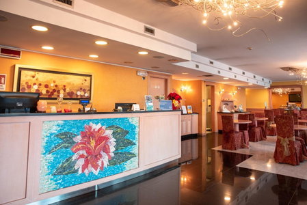 Hotel Residence Montelago, Ternate, Italy