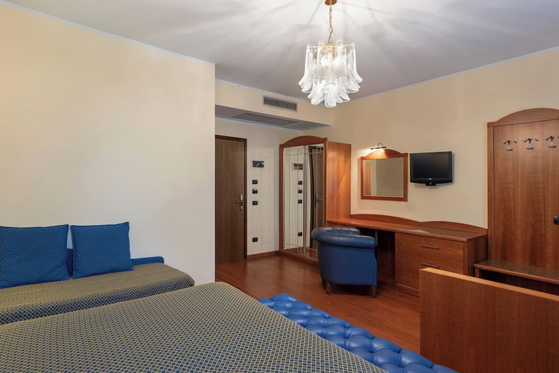 Hotel Du Parc, Garda, Italy
