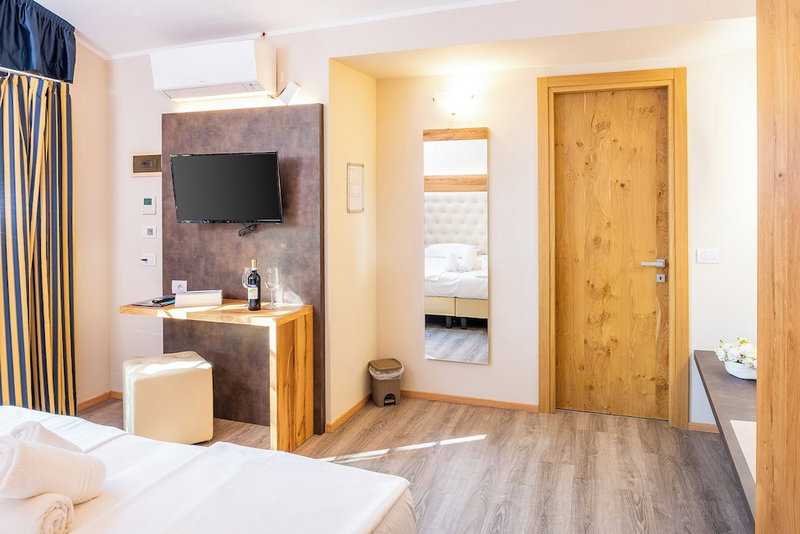 Hotel Du Parc, Garda, Italy