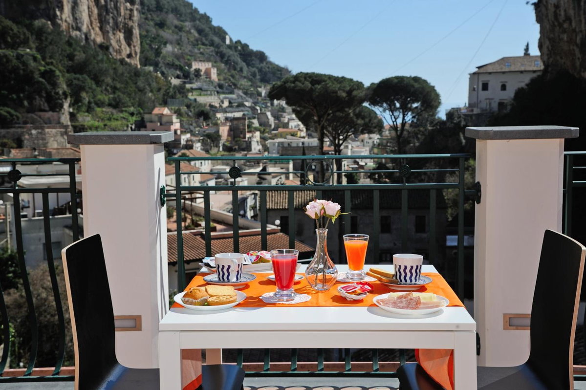 Hotel · B&B Valentì, Amalfi