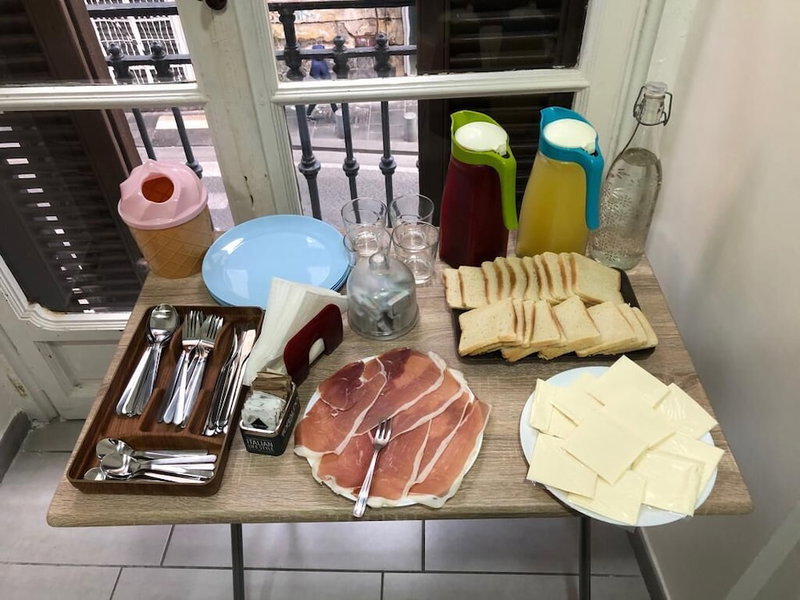 B&b 248, Naples, Italy