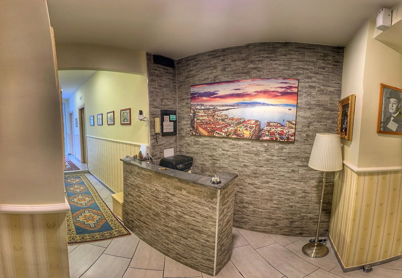 B&b 248, Naples, Italy