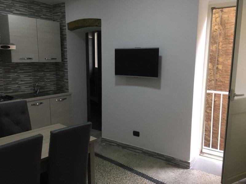 MB95 - Mezzocannone Luxurious Bed&Breakfast, Naples, Italy