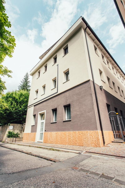 CASA SAN PAOLO Rooms And Apartments, Trento, Italy
