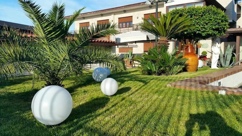 Ranch Palace Hotel, Naples, Italy