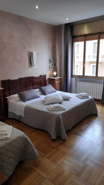 Bed & Breakfast CENTRALE, Bologna, Italy