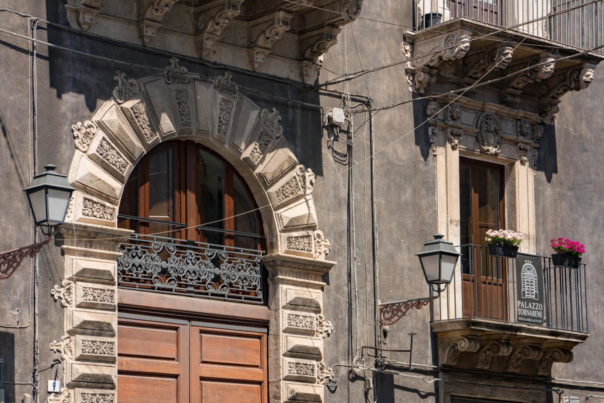 Hotel · B&B Palazzo Tornabene, Catania