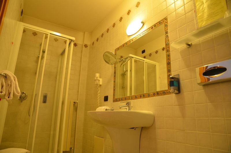 Hotel HDomus, Nogarole Rocca, Italy