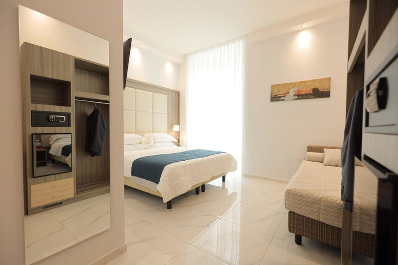 Garibaldi Suite, Naples, Italy