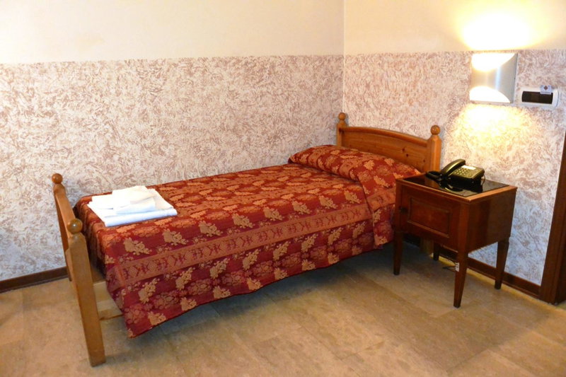 Hotel Nettuno, Milan, Italy