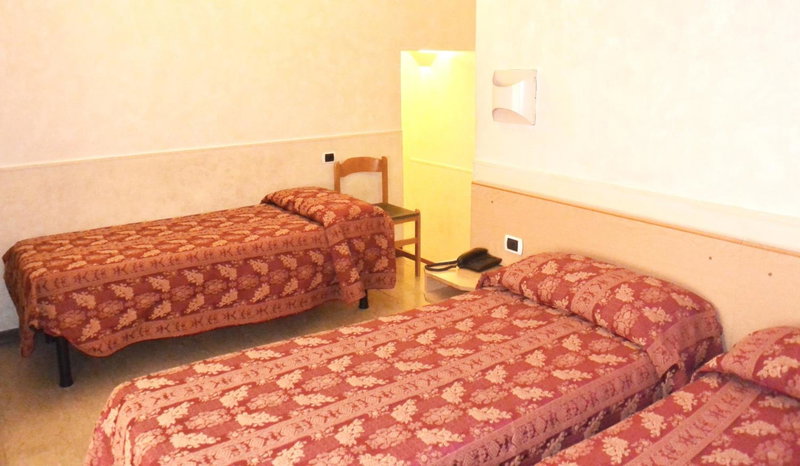 Hotel Nettuno, Milan, Italy